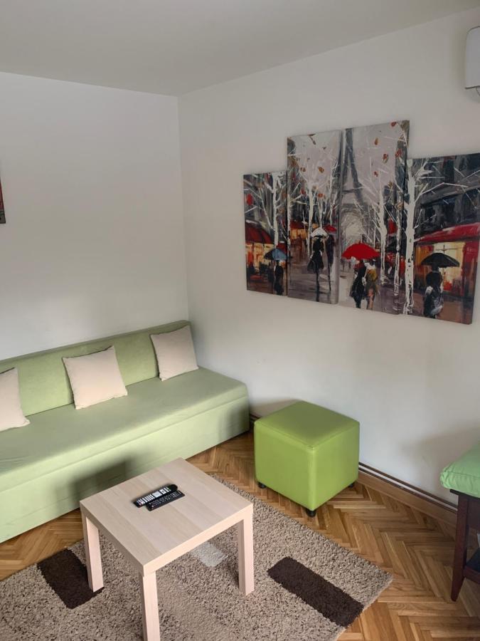 Apartman Fuerte 2 Beograd Eksteriør bilde